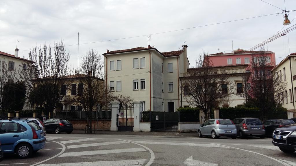 Bed and Breakfast Residenza Carducci Padua Exterior foto