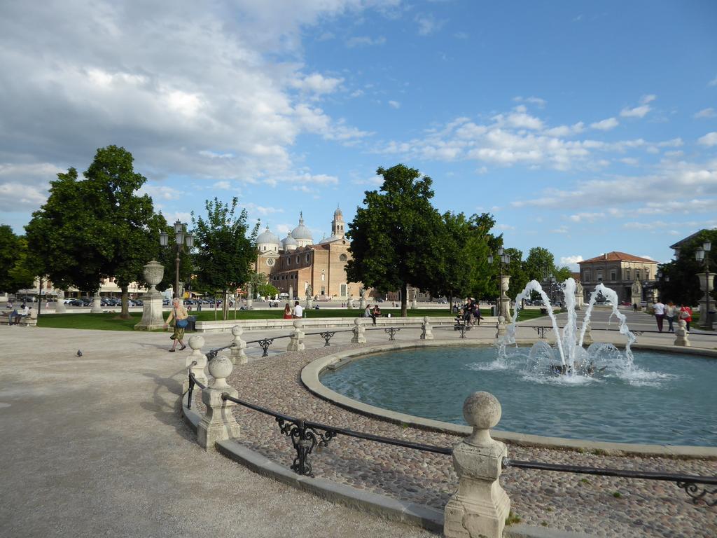 Bed and Breakfast Residenza Carducci Padua Exterior foto