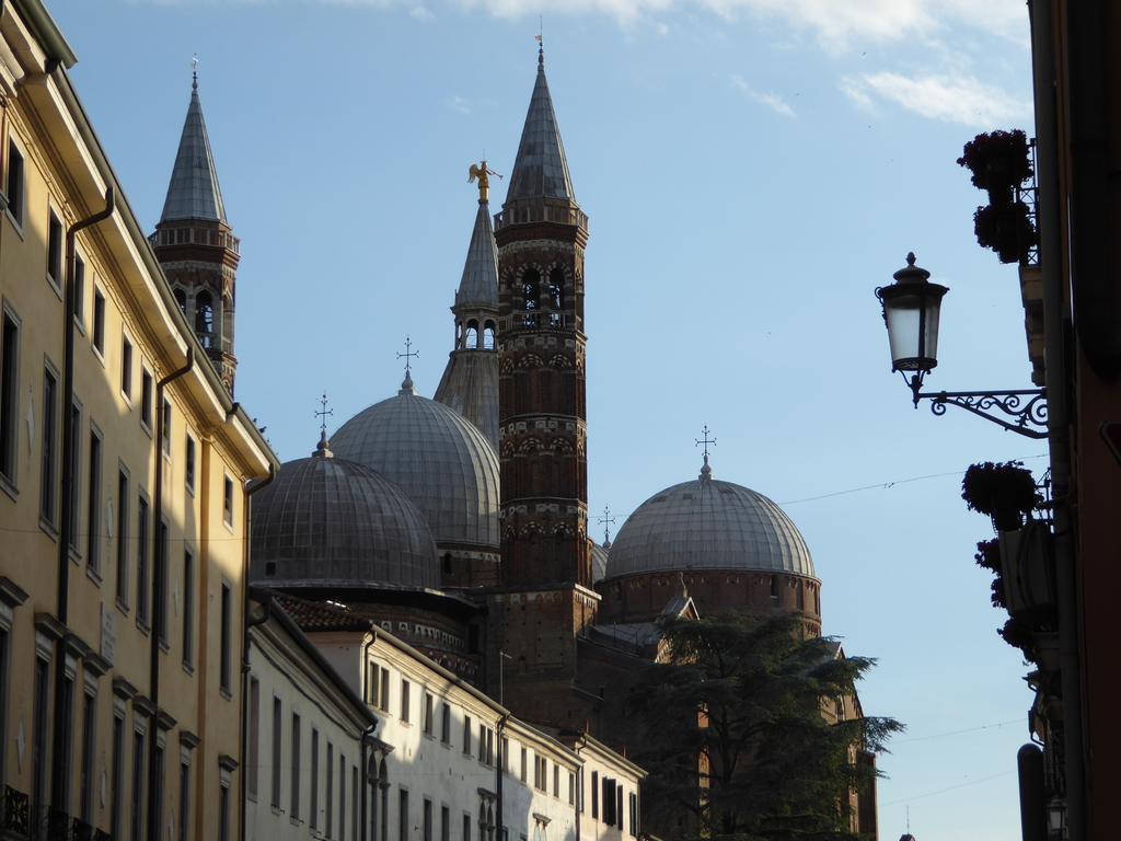 Bed and Breakfast Residenza Carducci Padua Exterior foto